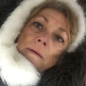 Meet your Posher, Renee